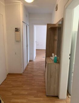 Helle 2 Zimmer- Stadtwohnung mit guter Anbindung - zentral in Wuppertal- Wichlinghausen /Oberbarmen - Wuppertal