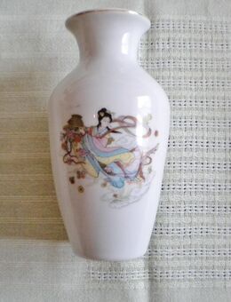 Porzellan-Vase,China?,ca. 15.5 cm - Linnich