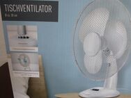 Ventilator NEU Tischventilator. 3 Geschwindigkeits-Stufen. Schwenkbewegung bis 75 Grad einstellbar. Luftstrom vertikal individuell einstellbar. Übersichtliche Bedientasten. Durchmesser 30 cm. Breite 34, Tiefe 24, Höhe 49 cm. LADEN-NEU - Bad Oeynhausen