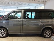 VW T6 Multivan, 2.0 TDI Comfortline, Jahr 2017 - Wedel