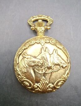 Taschenuhr von Actual Durchmesser 5cm Dicke 1,5cm Gold Pferdemotiv Quarzuhrwerk - Essen