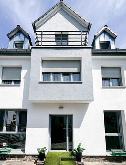 Mehrgenerationenhaus + Nebengebäude + Werkstatt + sep. Bauplatz! - Roßbach (Landkreis Neuwied)