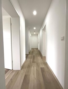 Sanierte 3-Zi.-Wohnung mit Balkon im EG in Bad Arolsen - sofort verfügbar - Bad Arolsen