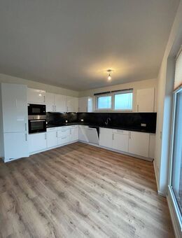 Exklusive Erstbezug Neubau Penthousewohnung mit Blick auf Stadt/Natur - Kaltenkirchen