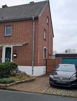 Stadtnahes, modernisiertes Reihenendhaus mit großem Garten - Bocholt