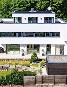 Extravagante Villa mit Fernblick & Pool - Altdorf (Nürnberg)