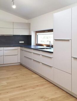 Großzügiges Zweifamilienhaus mit herrlicher Dachterrasse - Passau