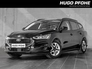 Ford Focus, 1.5 COOL&CONNECT EB Winte, Jahr 2022 - Hamburg