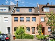 Großes Haus mit idyllischem Garten und vielen Zimmer sucht neue BewohnerInnen! - Brühl (Nordrhein-Westfalen)
