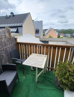 Große Wohnung im Stadtzentrum von Annaberg mit Einbauküche und Mini-Terrasse - Annaberg-Buchholz