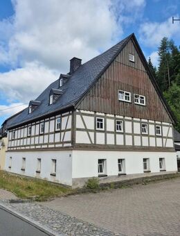 Denkmalgeschütztes Fachwerkhaus mit Großgarage / Hobbywerkstatt - Jöhstadt