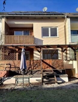 Reihenmittelhaus mit Einzelgarage - Moosburg (Isar)