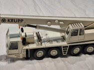 1:50 Conrad und Co--Krane--Mischer--Bagger usw und andere Modelle siehe dazu die Fotos - Meckenheim