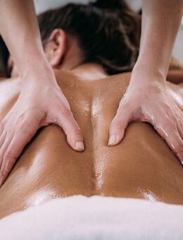 Vollkörper-Entspannungsmassage Massage - Bochum