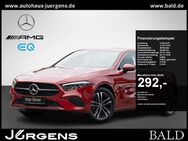 Mercedes A 200, Progressive Wide Amb 17, Jahr 2023 - Betzdorf