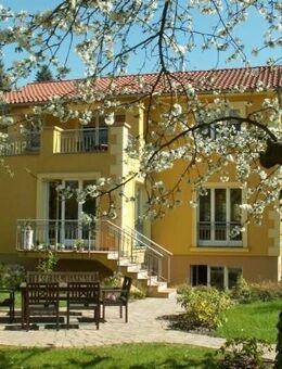 Villa in Lichtenrade mit Pool zu vermieten - Berlin