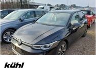 VW Golf, 2.0 TDI 8 VIII Move, Jahr 2023 - Gifhorn