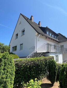 Zweifamilienhaus mit Platz für die ganze Familie in hervorragender Lage von Forchheim/Burk - Forchheim (Bayern)