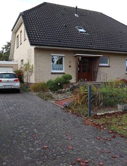 Teilvermietetes Zweifamilienhaus in ruhiger Wohnlage - Schortens