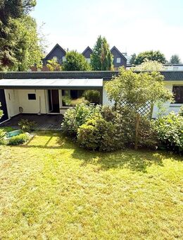 Bungalow, voll unterkellert, in Köln-Neubrück in einer ruhigen Wohnlage mit einem großartigen Grundstück. - Köln