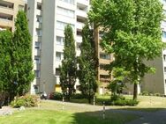 Ab sorfort frei! gut geschnittene 3-Zimmer-Wohnung mit Balkon in MG Wickrath-Mitte - Mönchengladbach
