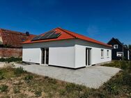 RESERVIERT bis 6. Juni - Fertiggestellter Neubau-Bungalow inkl. Küche, Carport und Terrasse - Burg (Sachsen-Anhalt)