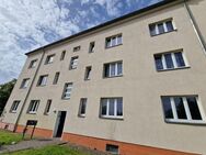 Drei Zimmer Wohnung im Erdgeschoss mit grünem Hof, in ruhiger Lage! - Magdeburg