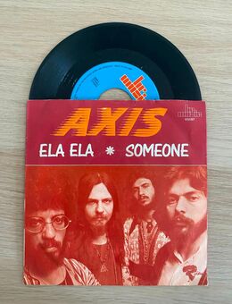 SCHALLPLATTE (Axis - Ela Ela & Someone) - Leipzig Alt-West