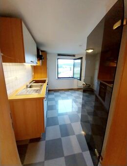 Ruhige neurenovierte 2-Zimmer Wohnung in Regenstauf (56 qm) - Regenstauf