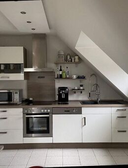 Moderne Galeriedachgeschosswohnung in Mönchengladbach - Mönchengladbach