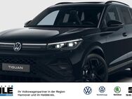 VW Tiguan, 2.0 l TDI R-Line, Jahr 2022 - Wunstorf