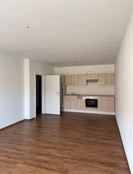 Moderne 2-Raumwohnung mit Fahrstuhl und EBK in Barth - Barth