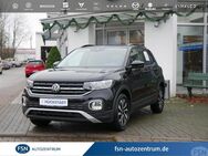 VW T-Cross, 1.0 TSI Active, Jahr 2021 - Grimmen