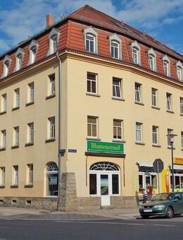 Striesen, im Mansardgeschoss: Wanne + EBK mgl.* - Dresden