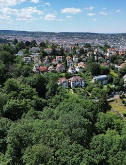 Wohnen am Bopser - Exklusive Terrassenwohnung in Halbhöhenlage mit großem Garten und 2 Balkonen! - Stuttgart