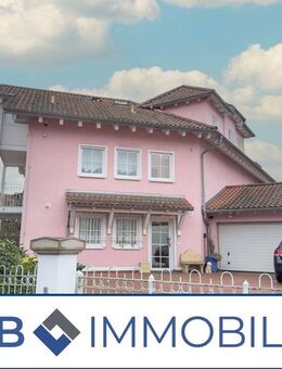 Traumhafte 2-Zimmer-Wohnung mit Vesteblick und Garage in Coburg - Coburg