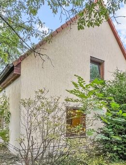 Idyllisches Einfamilienhaus mit Wintergarten in gesuchter Lage von Dresden-Altfranken - Dresden