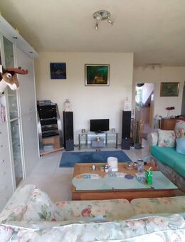 Dachgeschoßwohnung mit Balkon - Kronberg (Taunus)