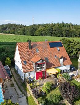 MÜNCHNER IG: Lichtdurchflutete Dachwohnung mit Ausblick - Ruhiges Wohnen auf zwei Ebenen! - Odelzhausen