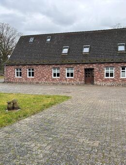 Sanierte Resthofstelle mit Einfamilienhaus, Stall und Scheune auf großzügigem Grundstück in Karstädt - Karstädt (Brandenburg)