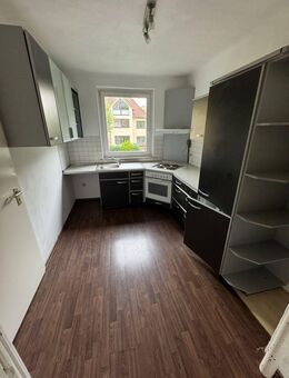 Frisch renovierte 4,5 Zimmer Wohnung mit EBK und zwei Bädern – zentral und ruhig in Göttingen-Südstadt - Göttingen