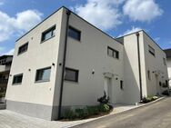 Neubau-TOP-LAGE! A+! Ca. 170 m² Wohn- und Nutzfläche! PV-Anlage, Speicher, großer Hobbyraum!! - Aichach