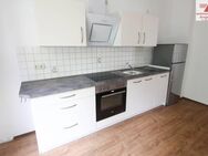 Großzügige 2-Raum-Wohnung mit Balkon & Einbauküche - Aue