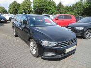 VW Passat Variant, 2.0 TDI Business, Jahr 2022 - Bergkamen