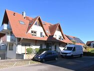 Moderne und zentral gelegene 3 1/2-Zi.-Maisonette-ETW im 1. u. 2. DG mit Kaminofen - Endingen (Kaiserstuhl)