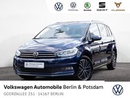 VW Touran, 1.5 TSI Highline, Jahr 2023 - Berlin