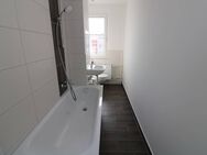 °Dein ist mein ganzes Herz° - schicke 2-RW mit Badewanne und Balkon - Freiberg
