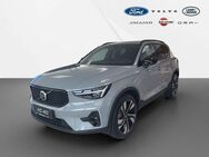 Volvo XC40, 2.0 l B4 Plus Dark Auto, Jahr 2022 - Jena