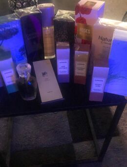 Parfüm s Verschiedene neue ovp 15x verschiedene Düfte ab 5€ - Westhausen (Baden-Württemberg)