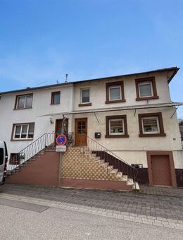 Charmantes Einfamilienhaus mit Scheune und Dachterrasse in Schwanheim (Pfalz) - Schwanheim